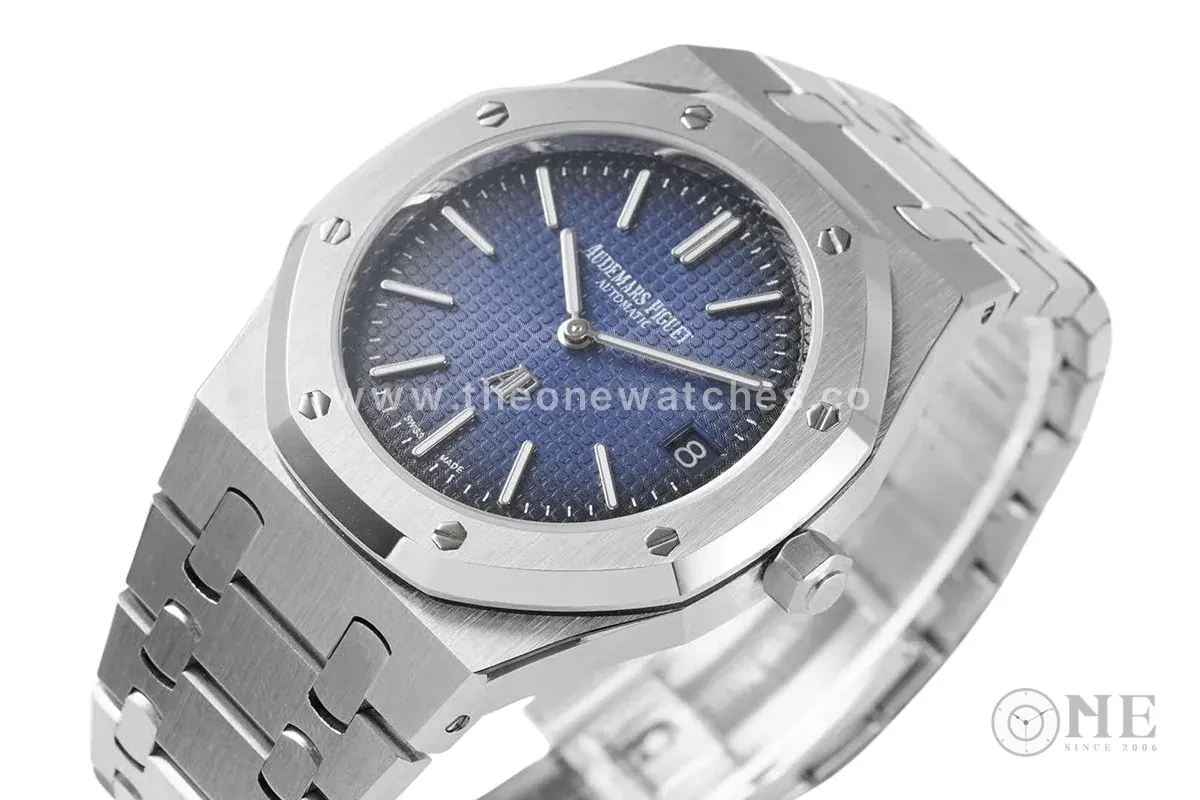 Royal Oak 15202 39mm Smoked Blue Dial - Image 4