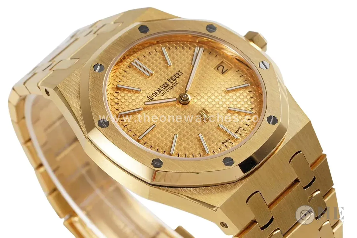 Royal Oak 15202 39mm Yellow Dial in Yellow Gold - Image 4