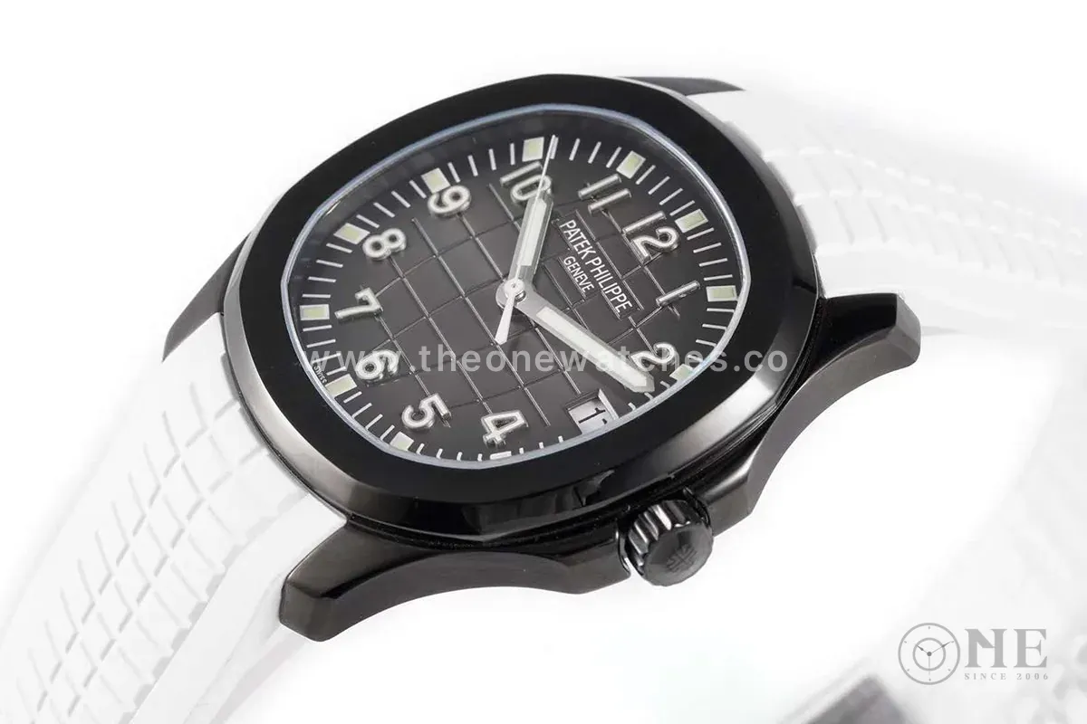 Aquanaut 5167A ‘Black Venom Limited Edition’ esfera negra con correa de caucho blanca - Imagen 3