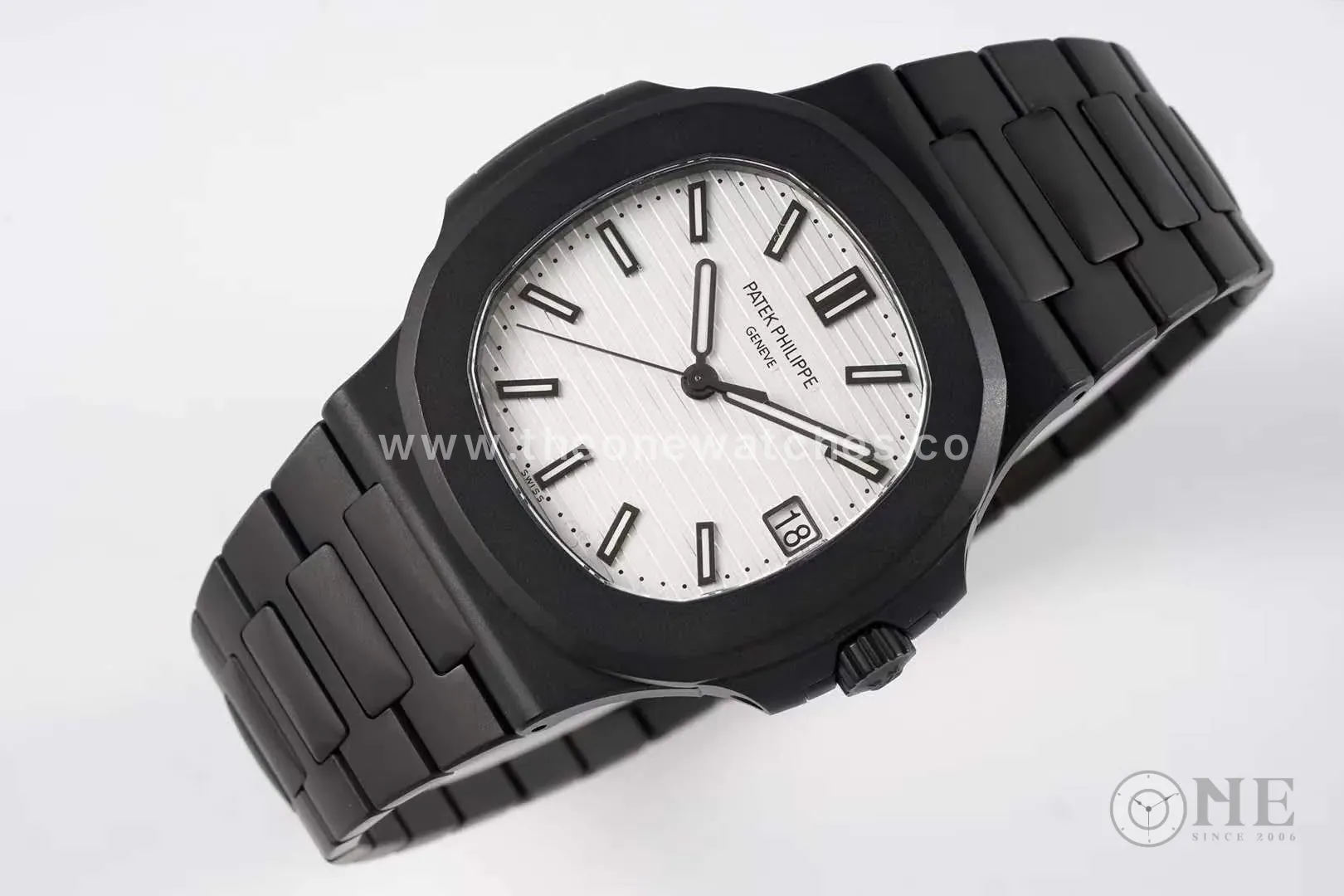 Nautilus Jumbo 5711 ’Black Venom Limited Edition’ quadrante bianco - immagine 2
