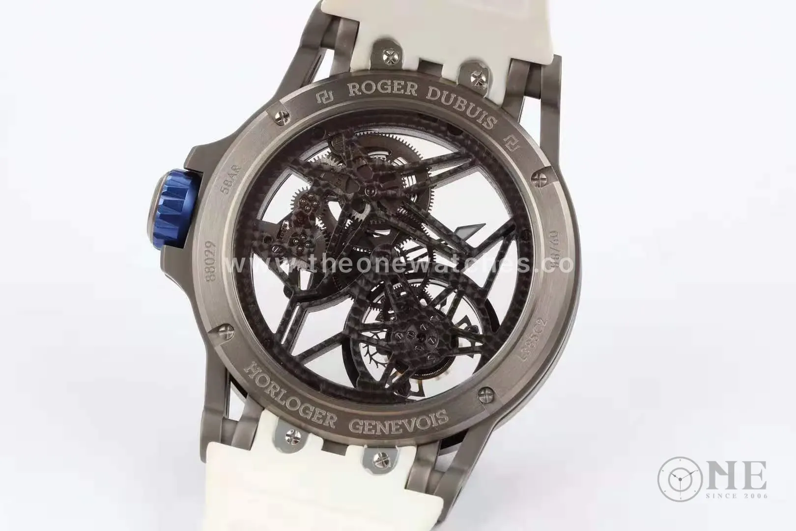 Excalibur Spider Skeleton Flying Tourbillon mit weißem Kautschukarmband – Bild 4
