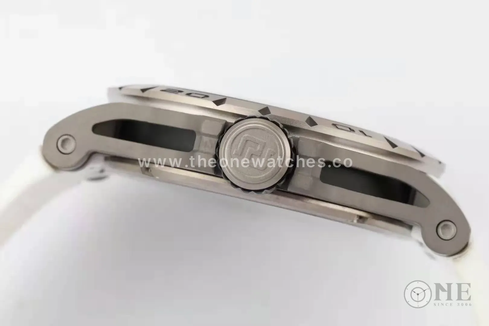 Excalibur Spider Skeleton Flying Tourbillon with White Rubber Strap - Image 8