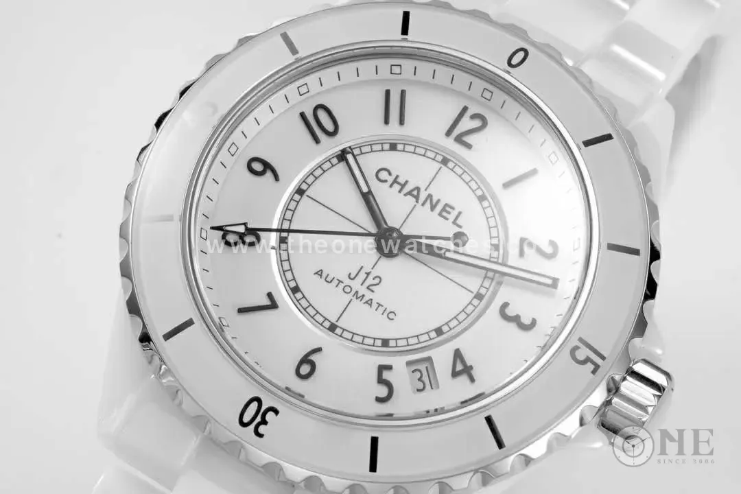 J12 White Ceramic and Steel Ref: H5700 - Image 5