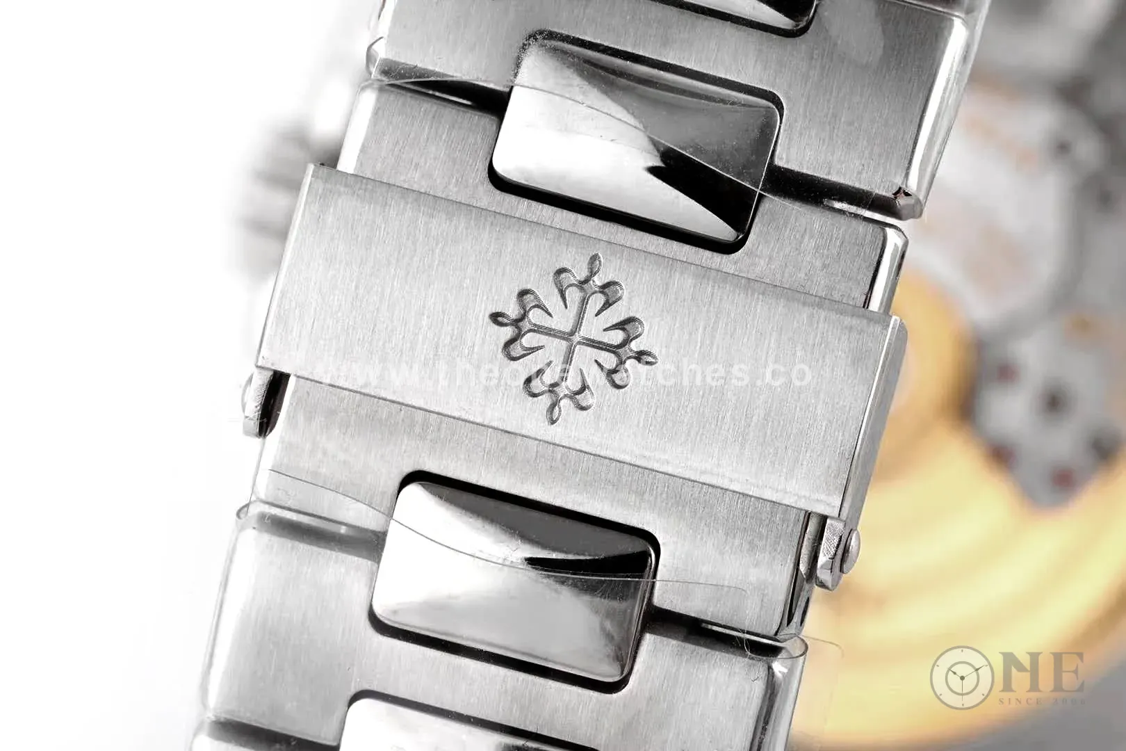 Nautilus Jumbo 5711/1A-011 White Dial - Image 7