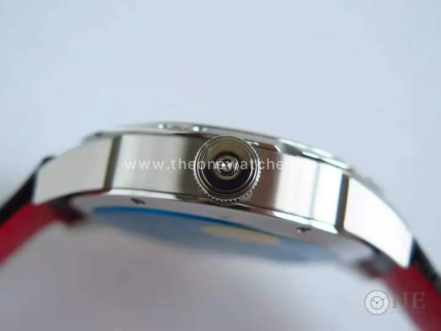 Wristmons Crown with Tie - Image 7