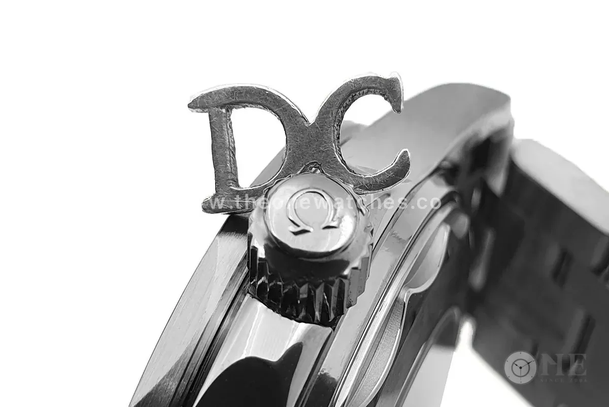 Seamaster Diver 300M Omega Co-Axial Master Chronometer 42mm White Dial with Black Bezel - Image 10