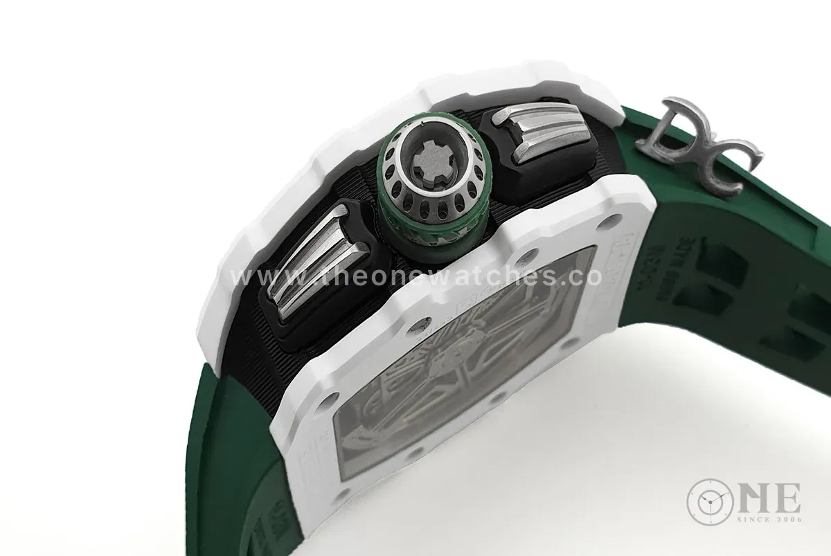 RM 011-02 Le Mans Classic chronographe vert sur bracelet en caoutchouc vert – Image 9