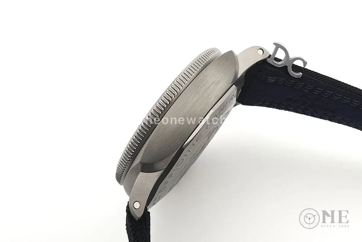 PAM984 Submersible Mike Horn Edition - immagine 8