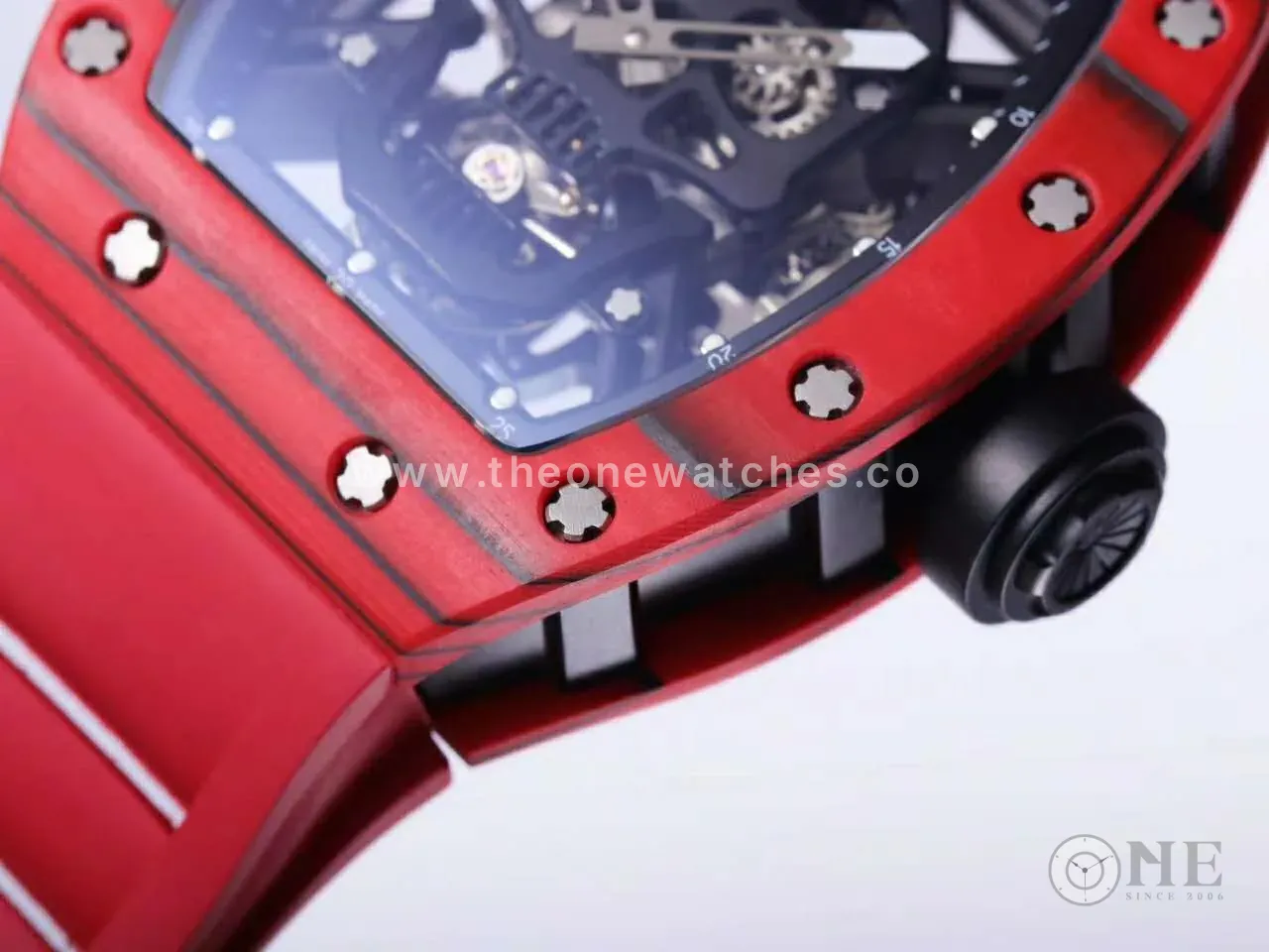 RM 052-01 Tourbillon Black Skull en carbone NTPT rouge – Image 5
