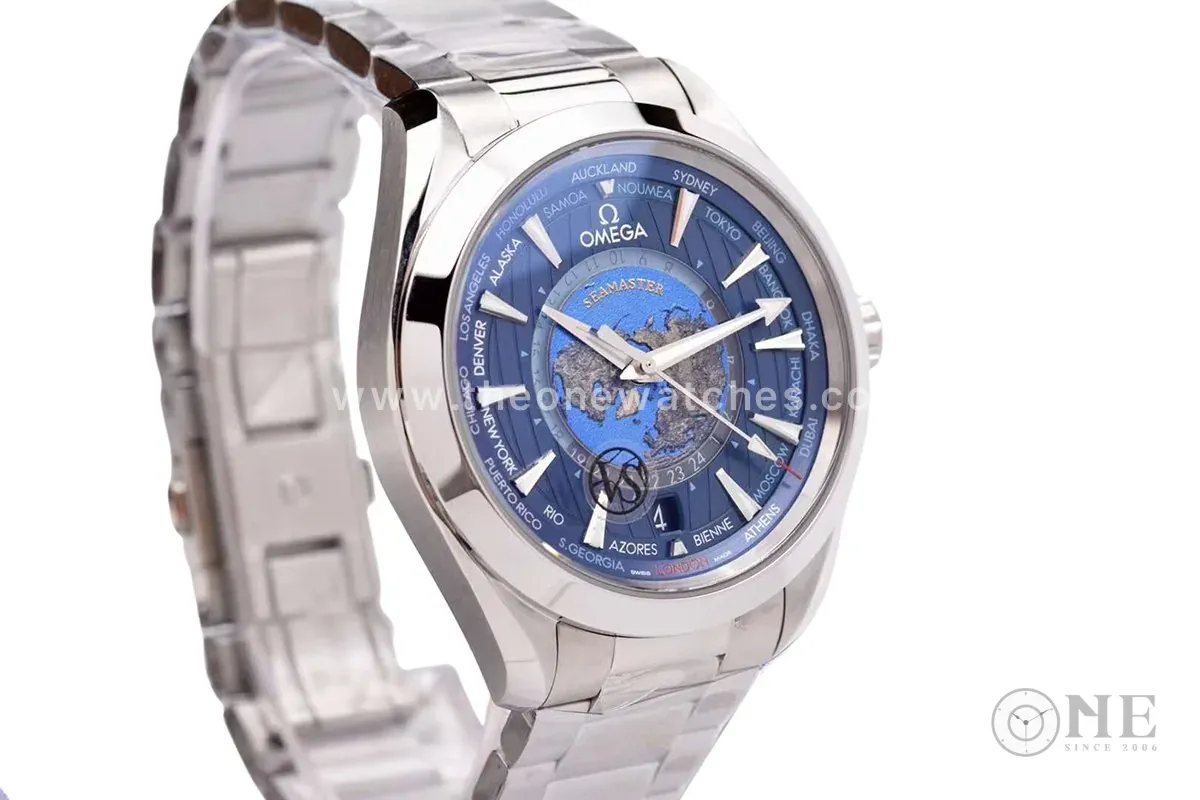Seamaster Aqua Terra Worldtimer Master Chronometer cadran bleu sur bracelet – Image 7