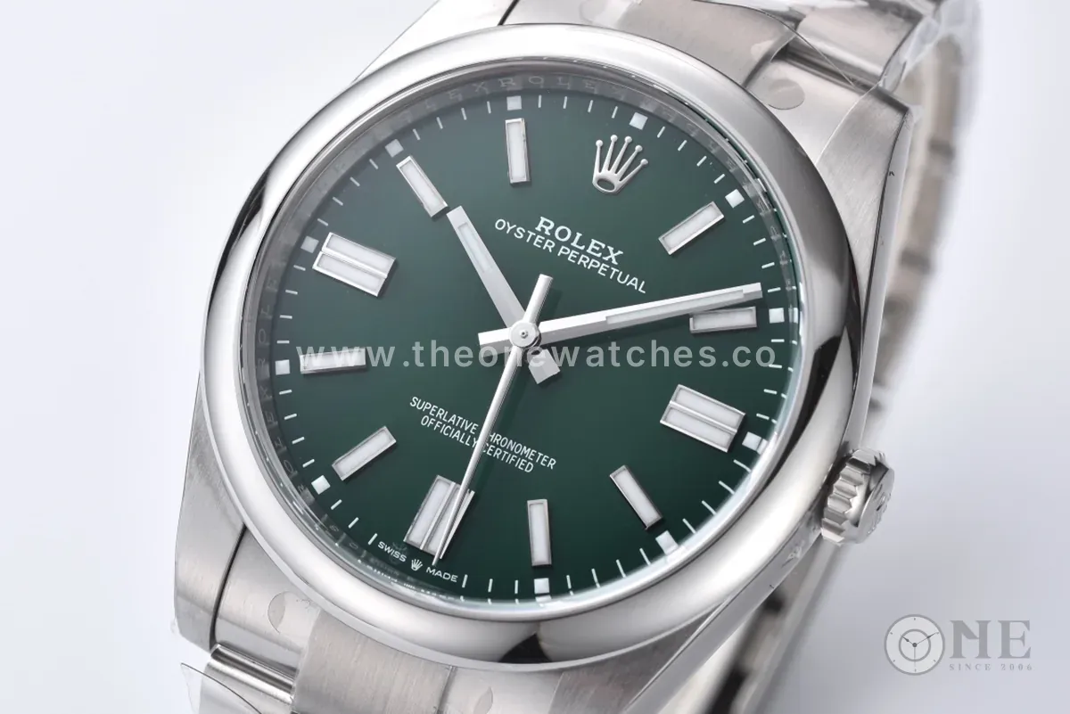 Oyster Perpetual 41mm Green Dial 124300 - Image 3