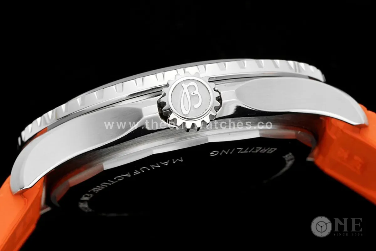 Superocean Automatic 44 Kelly Slater Ref: A173751A1O1S1 - immagine 5