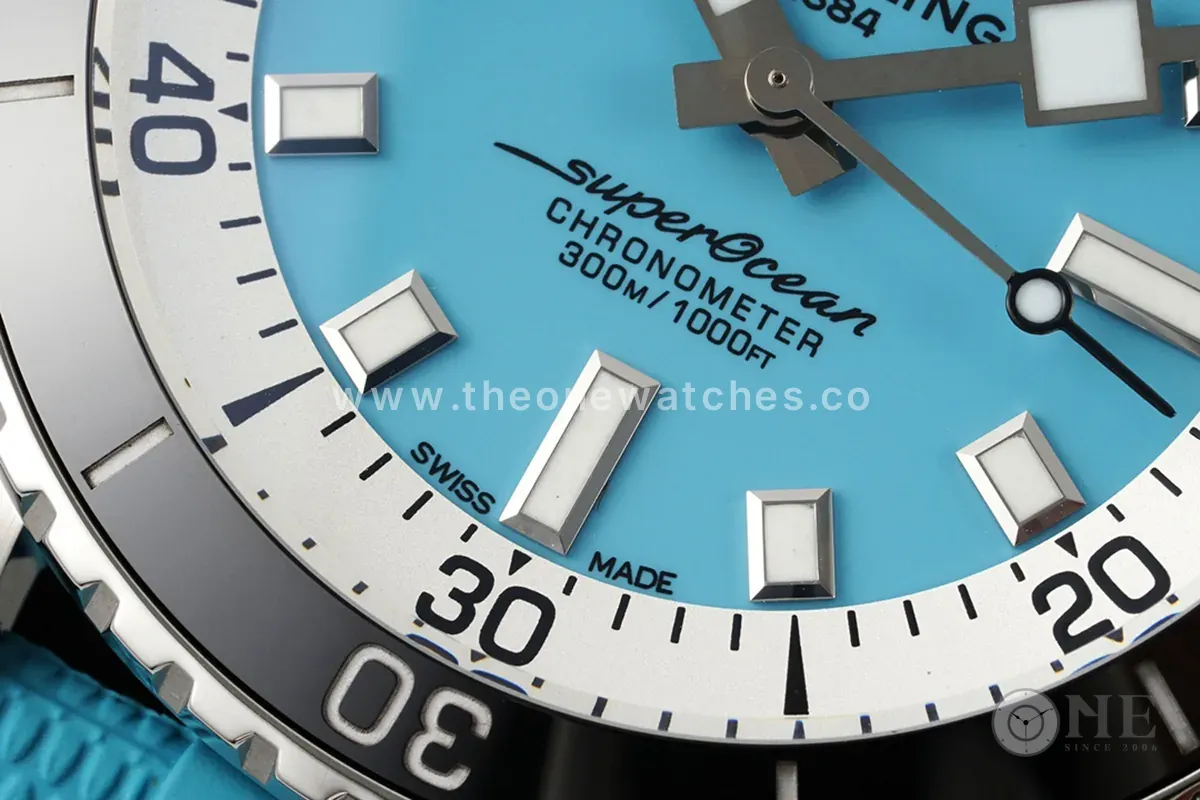 Superocean Automatic 44 quadrante blu Tiffany Ref: A17376211L2S1 - immagine 6