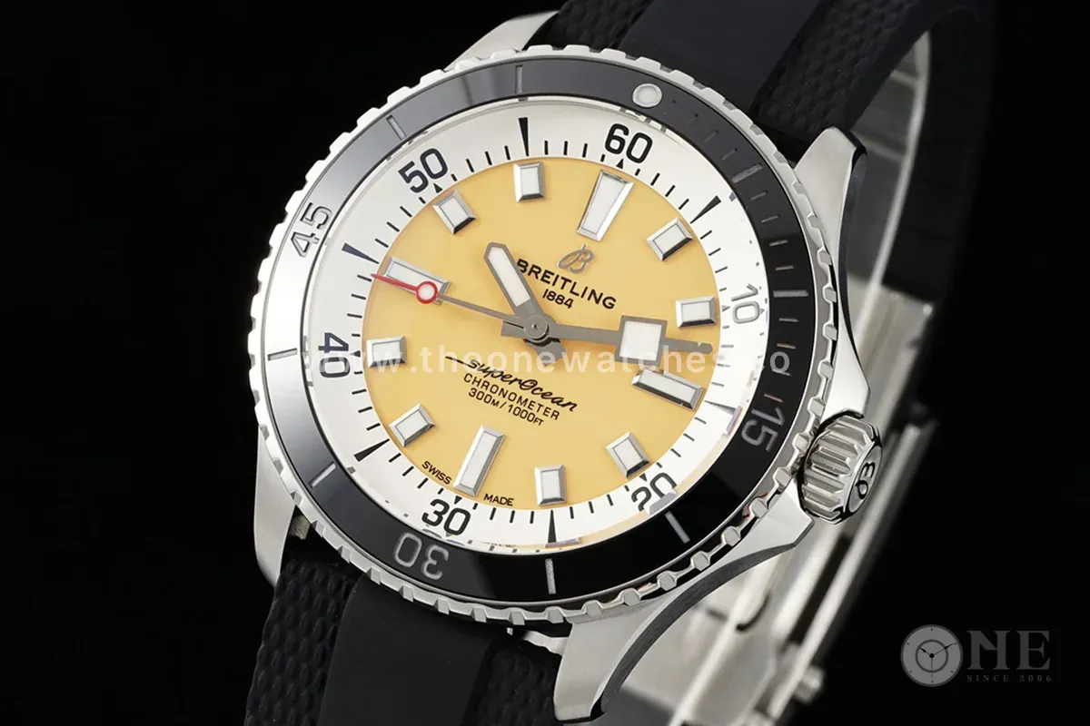 Superocean Automatic 44 quadrante giallo Ref: A17375211I1S1 - immagine 3