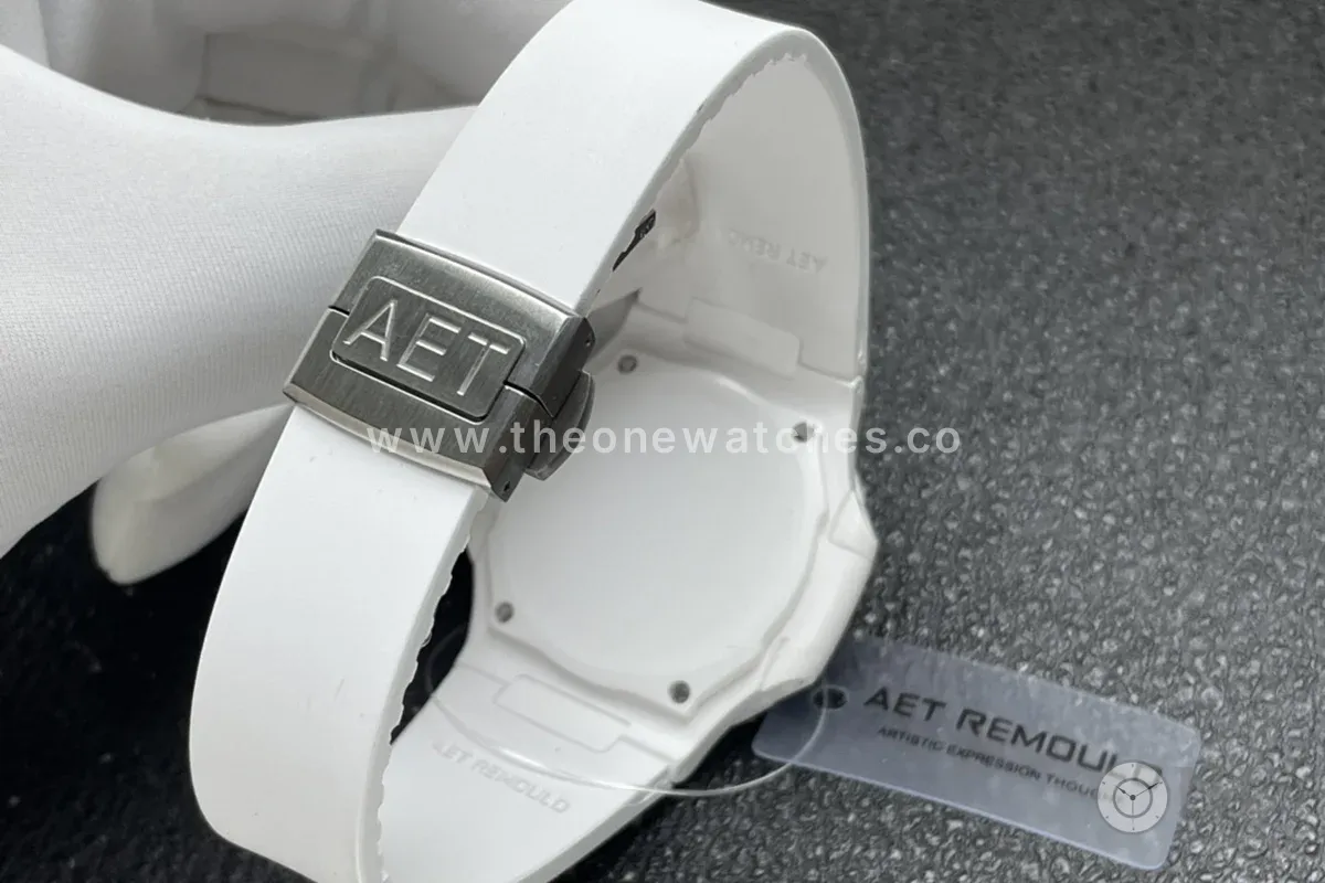 AET Nautilus 5711 Biscay Green Dial White Ceramic
