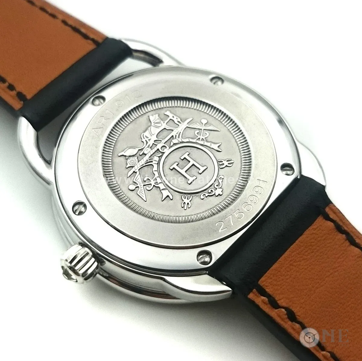 Arceau Petite Steel with Diamond Bezel on Black Epsom Leather Strap