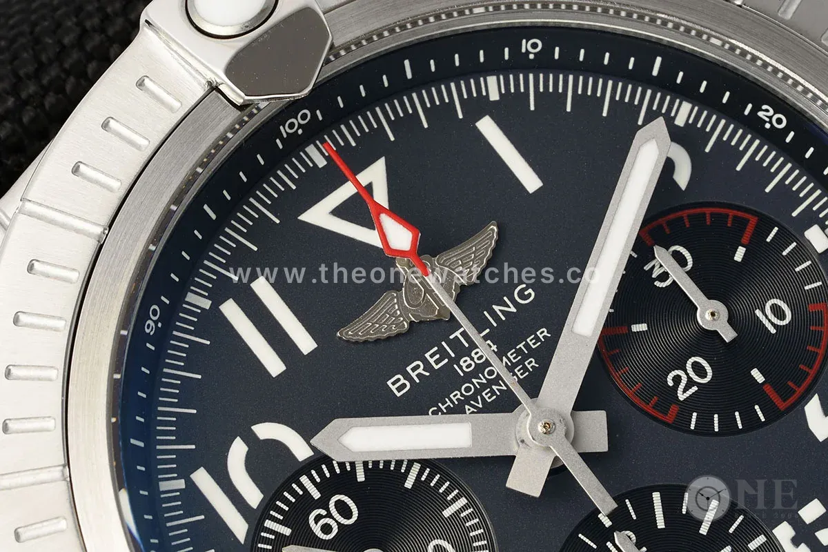 Avenger B01 Chronograph 45 Black Dial in Steel