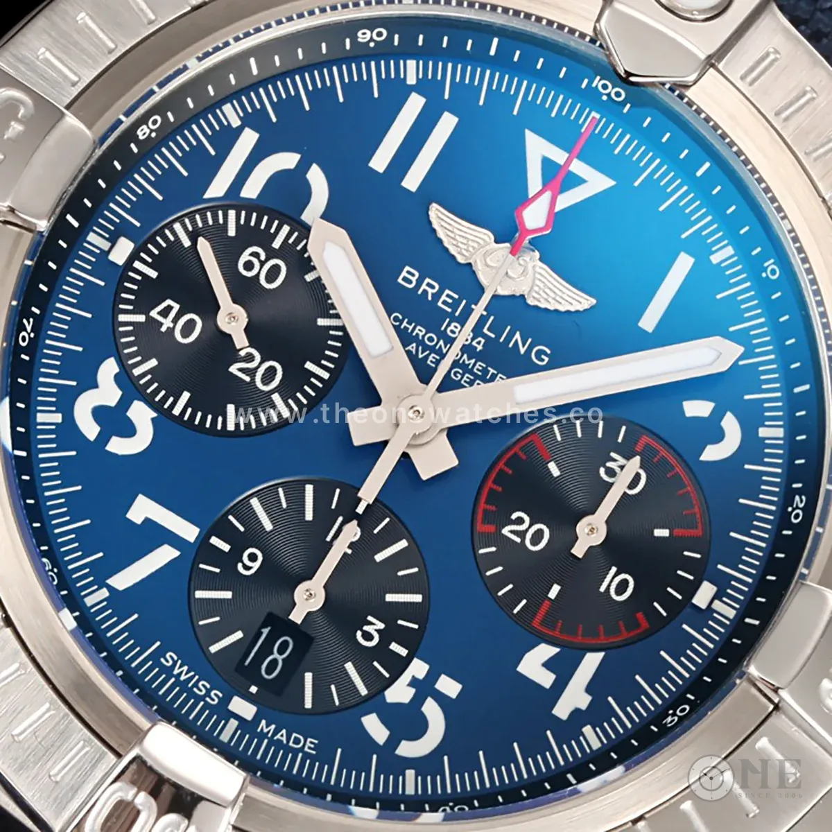 Avenger B01 Chronograph 45 Blue Dial in Steel