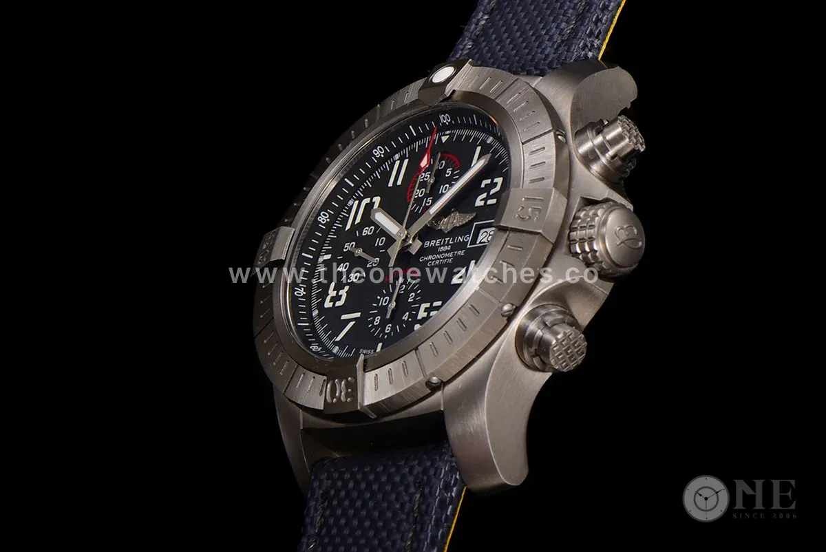 Avenger Bandit Black Dial in Titanium