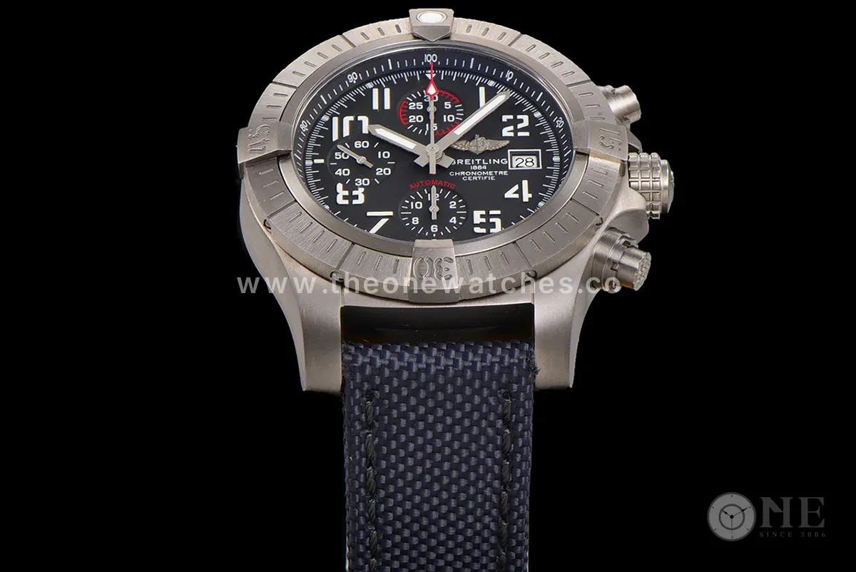 Avenger Bandit Black Dial in Titanium