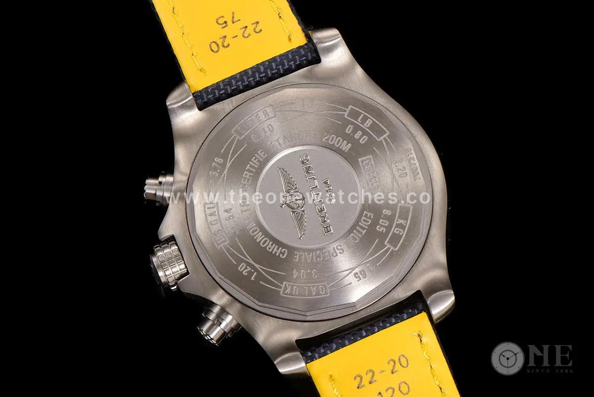 Avenger Bandit Black Dial in Titanium