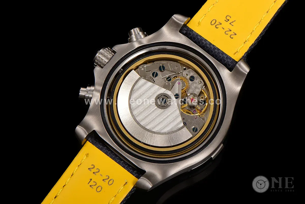 Avenger Bandit Black Dial in Titanium