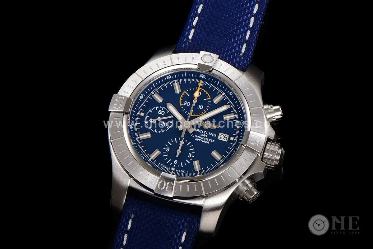 Avenger Bandit Blue Dial in Steel