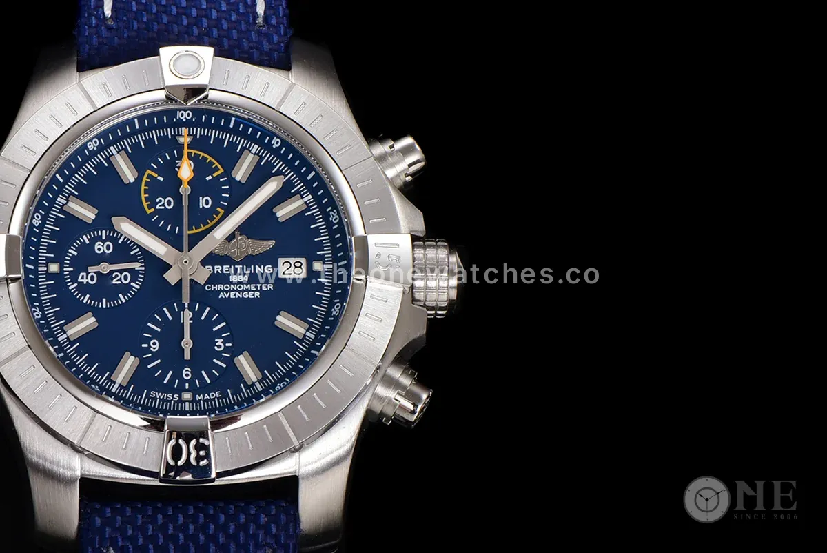 Avenger Bandit Blue Dial in Steel