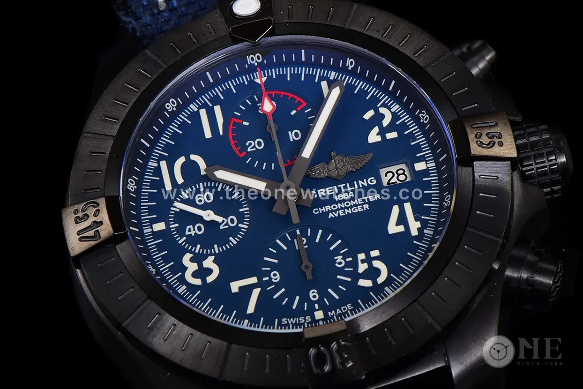 Avenger Chronograph 45 Blue Dial