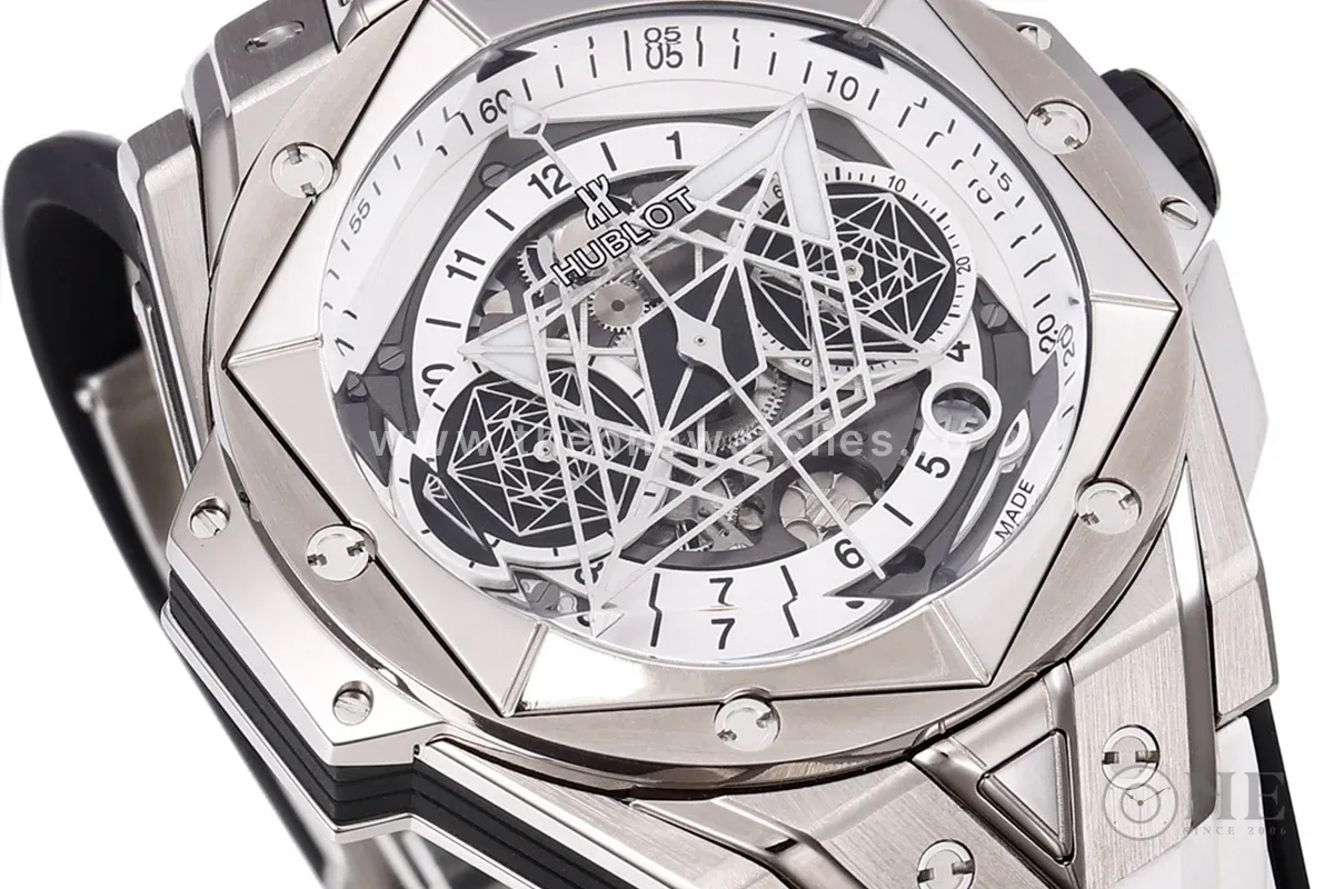Big Bang Sang Bleu II White Dial in Titanium