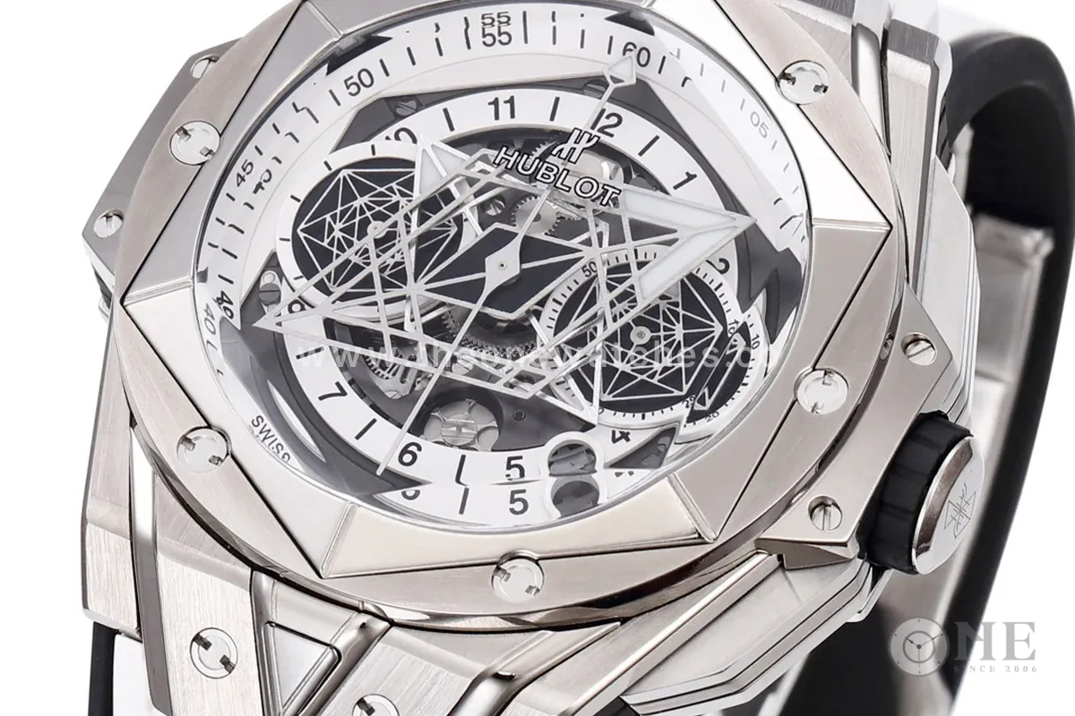 Big Bang Sang Bleu II White Dial in Titanium