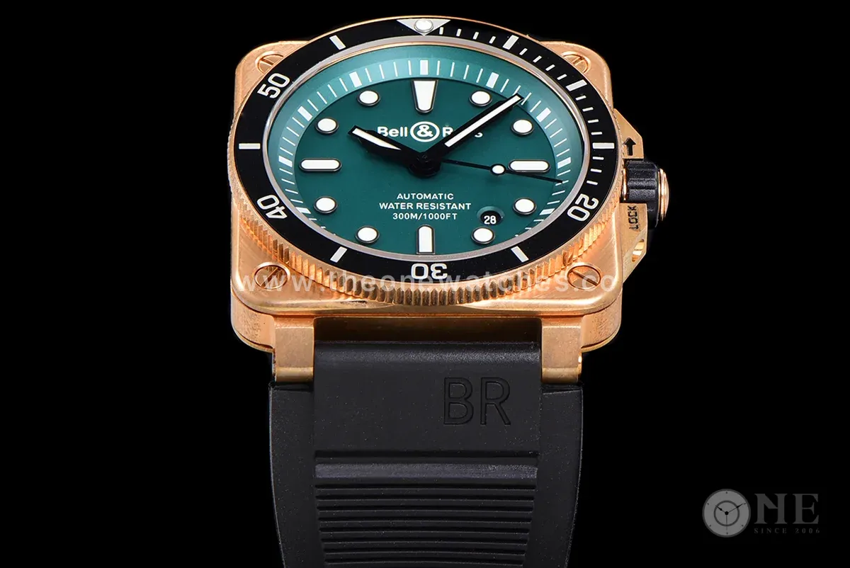 BR 03-92 Diver Black & Green Bronze