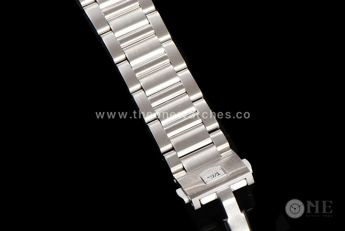Carrera Chronograph 43 White Dial