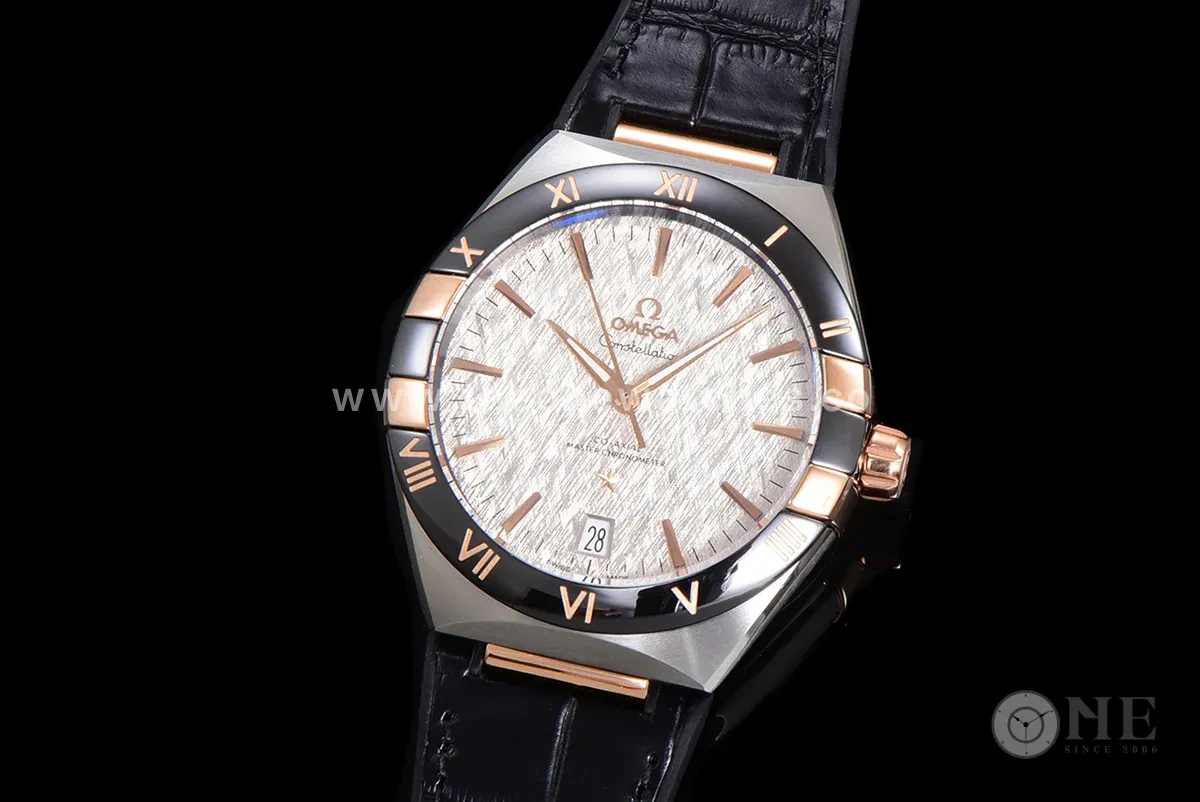 Constellation Co-Axial Master Chronometer 41mm White Dial in Steel/Rose Gold