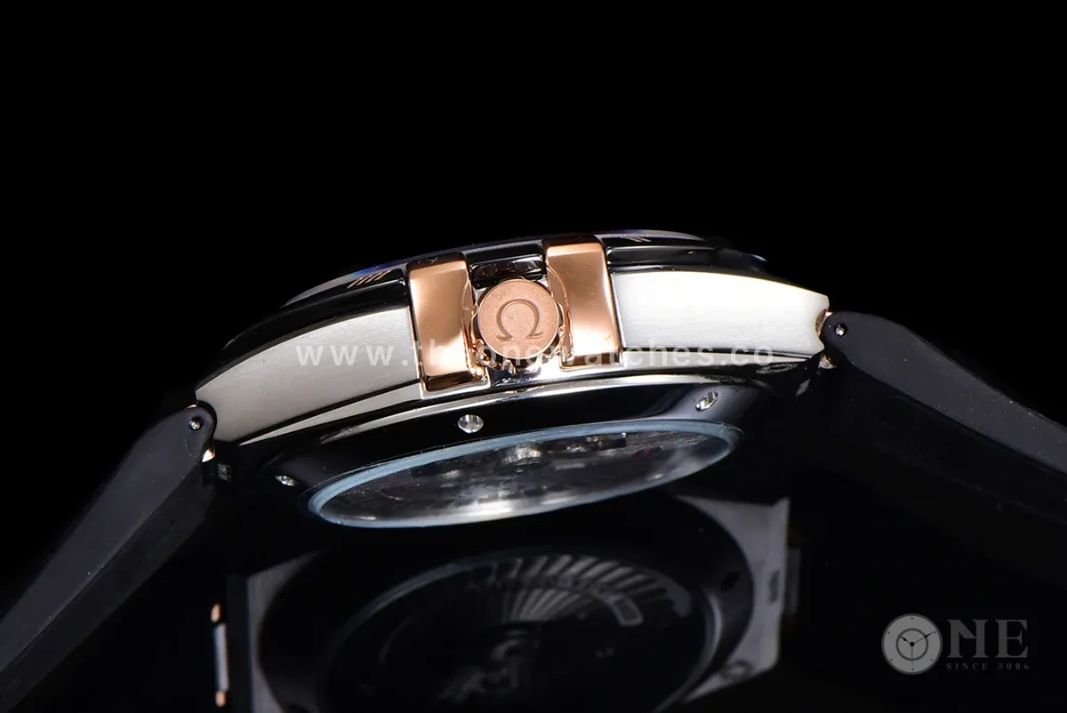 Constellation Co-Axial Master Chronometer 41mm White Dial in Steel/Rose Gold
