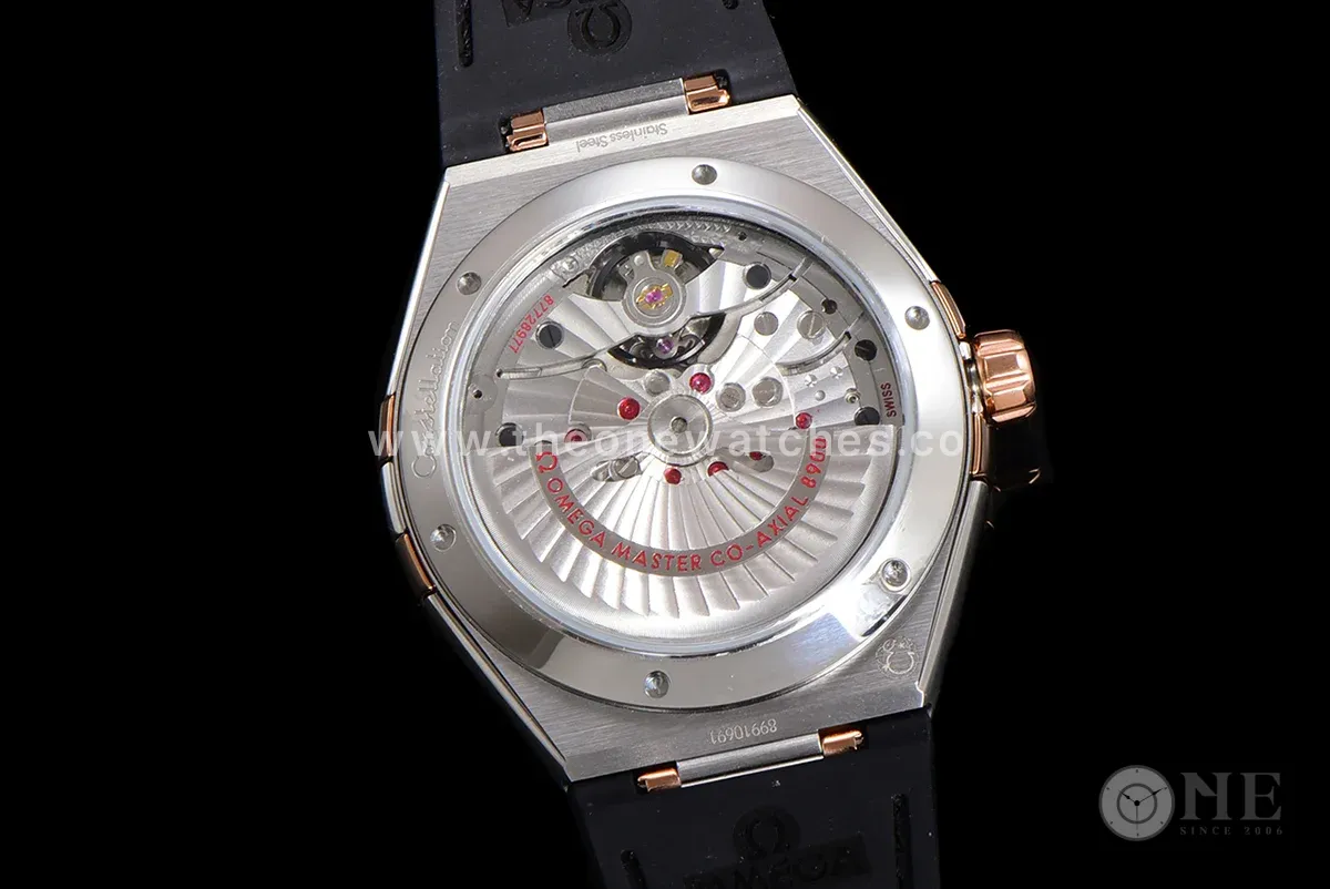 Constellation Co-Axial Master Chronometer 41mm White Dial in Steel/Rose Gold