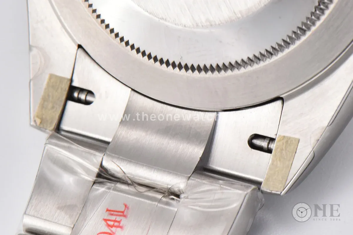 Datejust 41 126334 White Dial Stick Markers on Oyster Bracelet