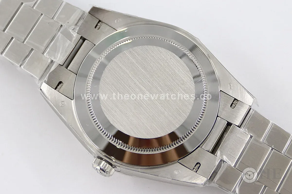 Day-Date 40 228236 Blue Dial with Diamond Markers in Platinum