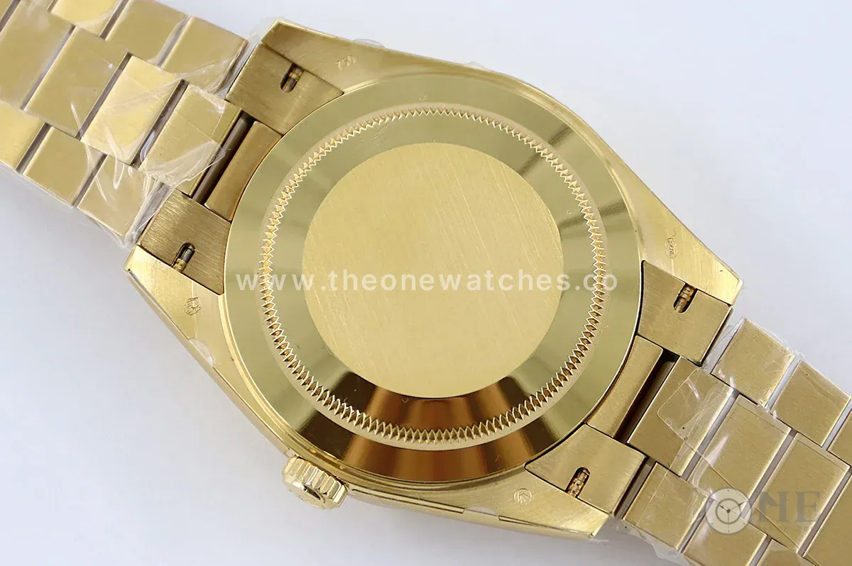 Day-Date 40 228238 Silver Dial in Yellow Gold