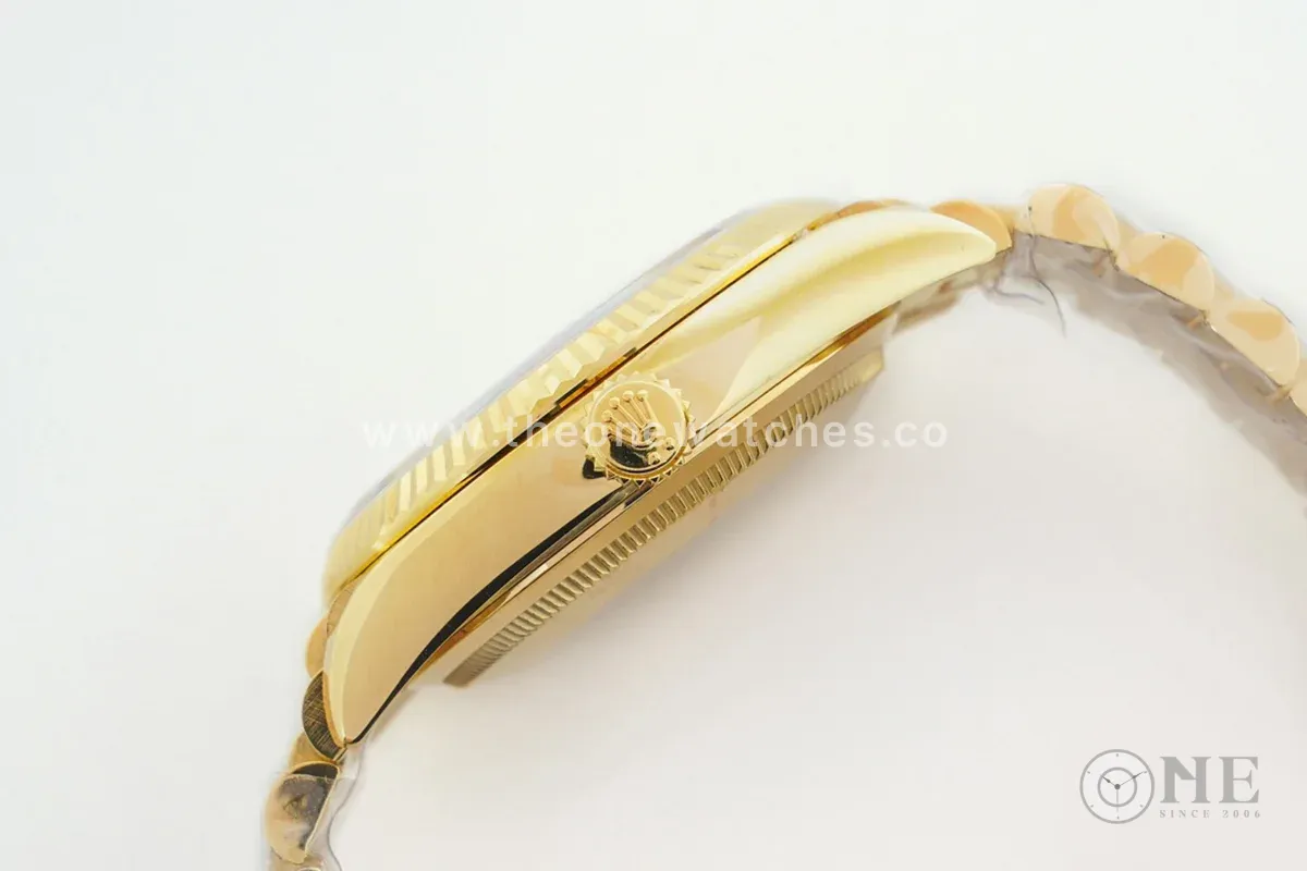 Daydate 36 128238 MOP Dial in Yellow Gold