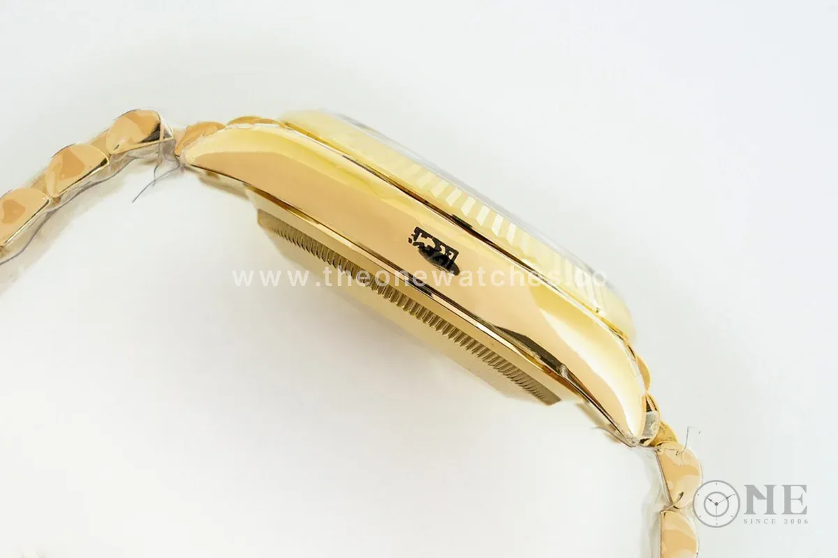 Daydate 36 128238 MOP Dial in Yellow Gold