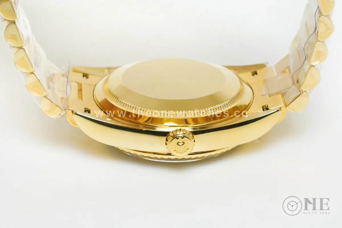 Daydate 36 128238 MOP Dial in Yellow Gold