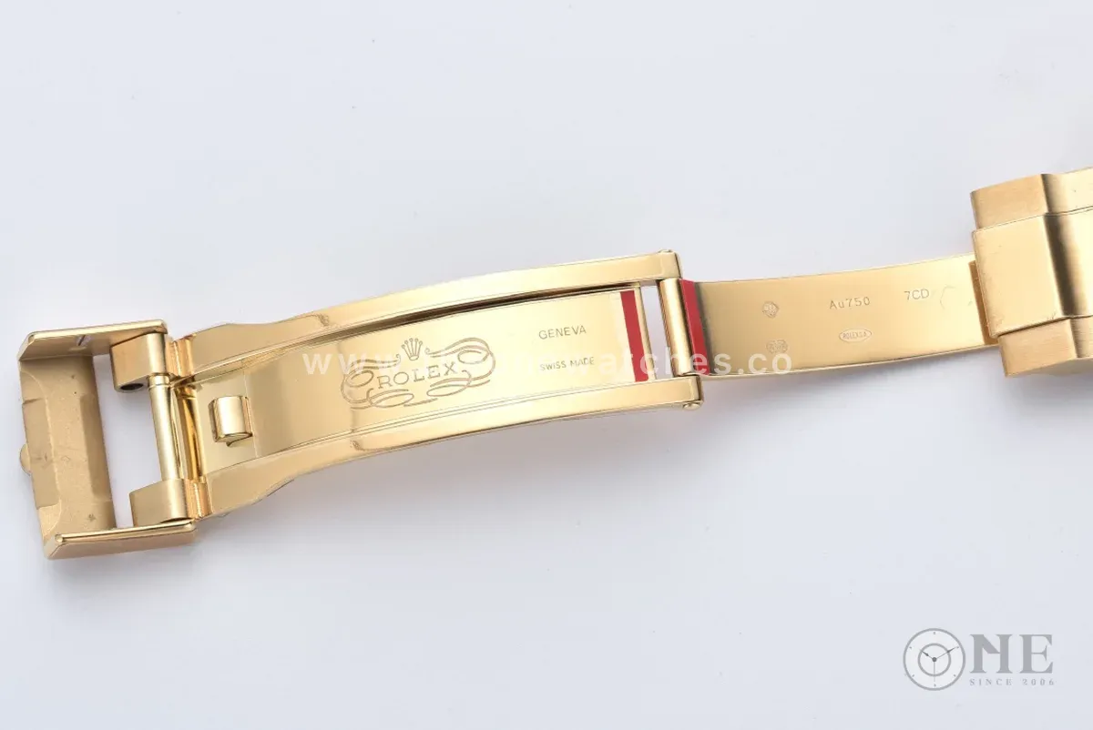 Daytona 116508 Champagne Dial in Yellow Gold