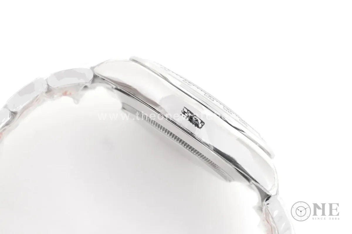Daytona 116509 Meteorite/Black Dial in White Gold