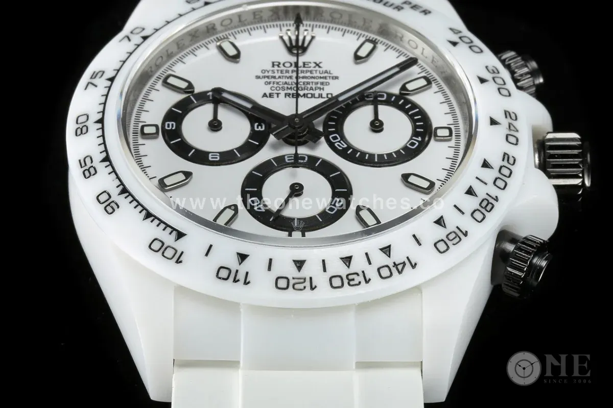 Daytona AET White Classic on Rubber Strap