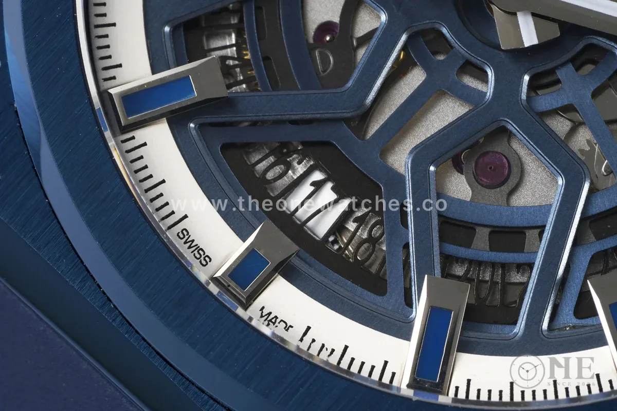 Defy Classic Blue/white in Blue PVD