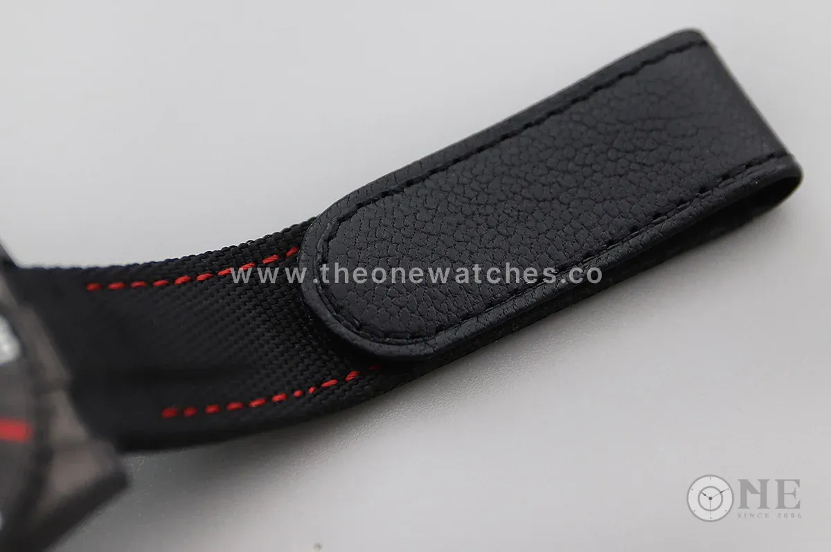 DIW Submariner Carbon Red