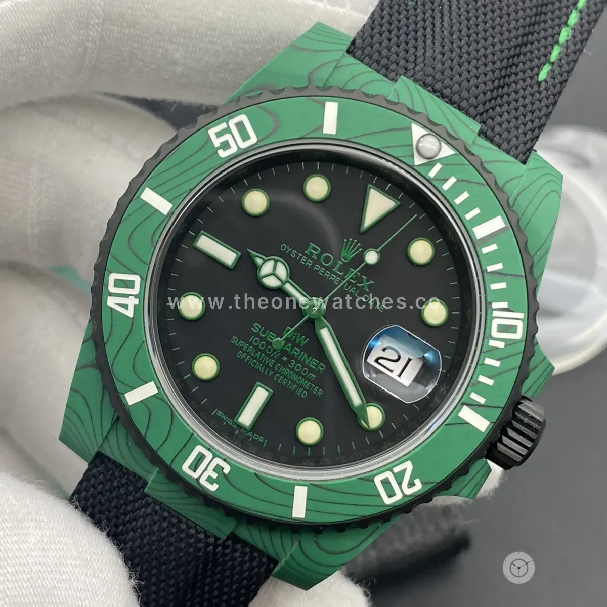 DIW Submariner Green Carbon