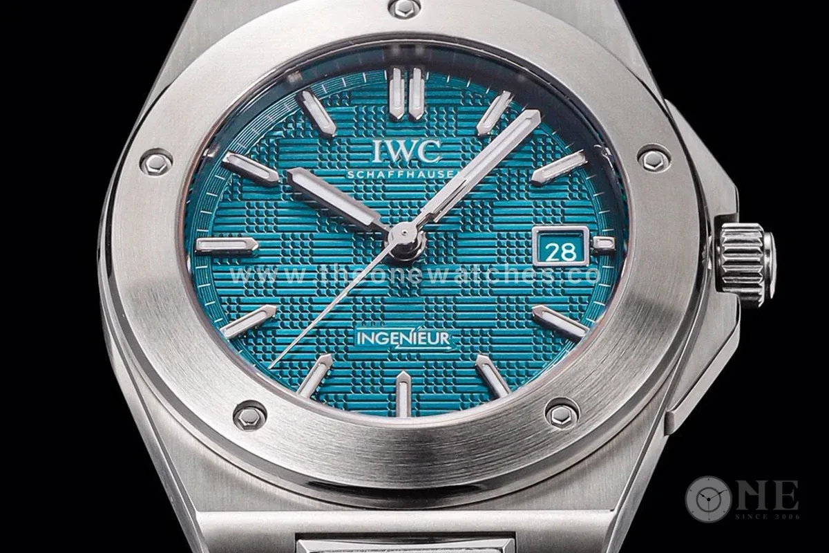 Ingenieur IW328903 Green Dial Automatic 40