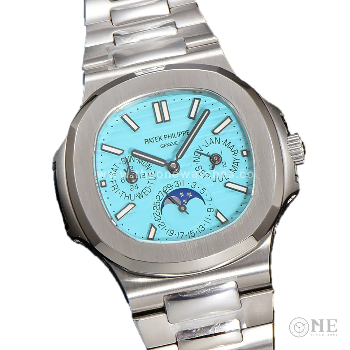 Nautilus 5740 Tiffany Blue Dial in Steel